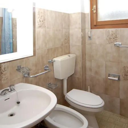 Polluce דירה ביביונה